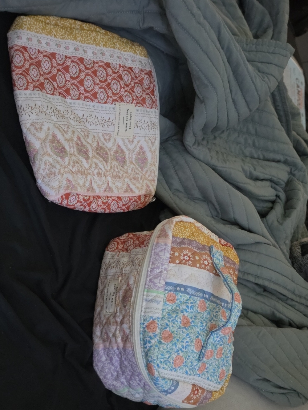 Quilted Patchwork Cosmetic Bag Set in Multicolor - Stylish Travel Organizers